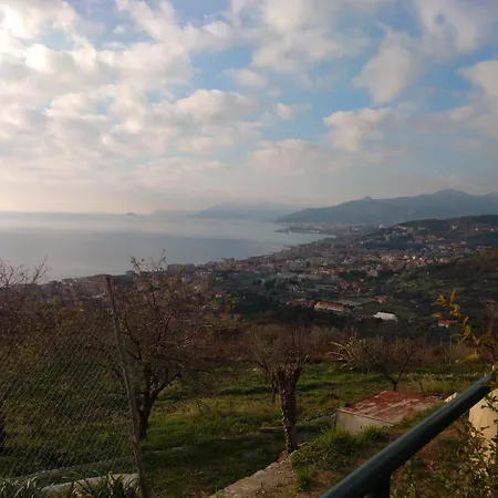 Apartment Casa Lela - San Bernardino Finale Ligure